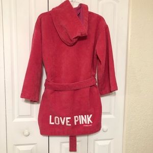 PINK bathrobe, a collectors must have!